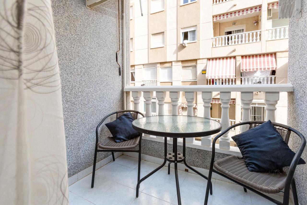 Arquitecto Larramendi Apartment Torrevieja Exterior photo